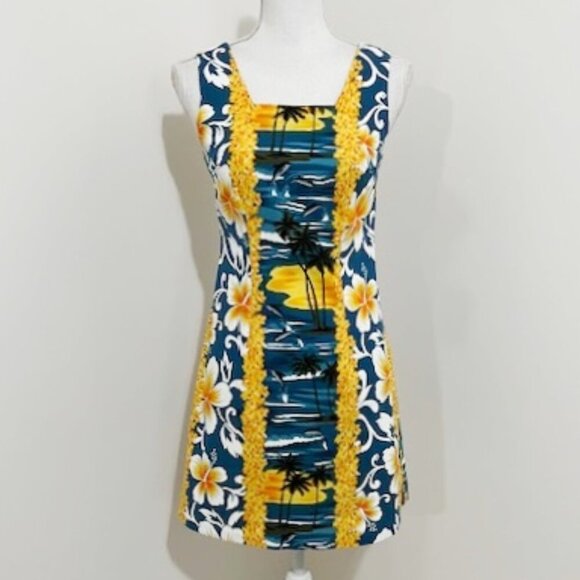Shannon Marie Vintage Hawaiian Shift Dress Hibiscus Dolphins Tropical Size XS/6 - Picture 1 of 5